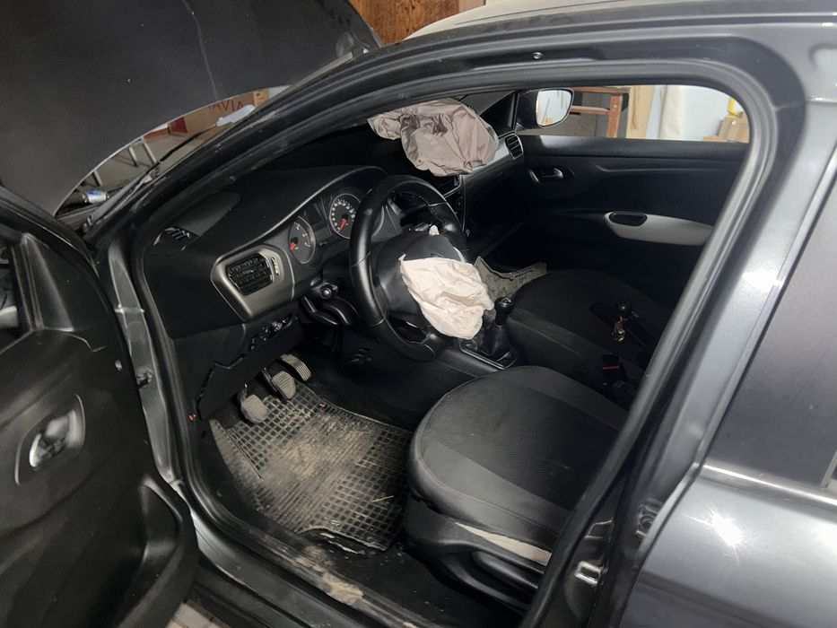 Citroen C-Elysee после дтп