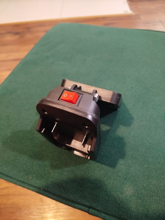 Lampy na baterie Makita