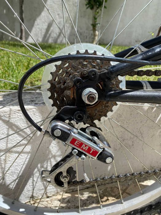 Bicicleta GKX da 300 double suspension
