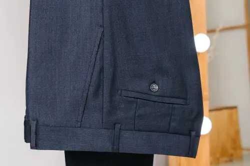 Шикарный мужской классический костюм Artistic Men.s Wear (Чехия)