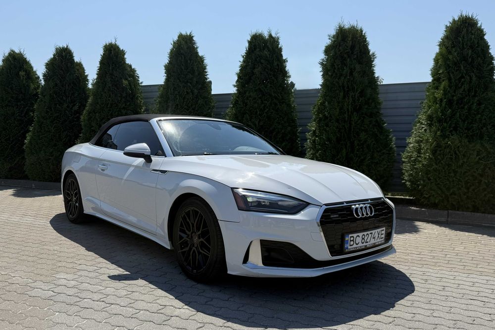 Оренда автомобіля Audi A5 Кабріолет Львів. Орендуй авто для фотосесії чи відпочинку.