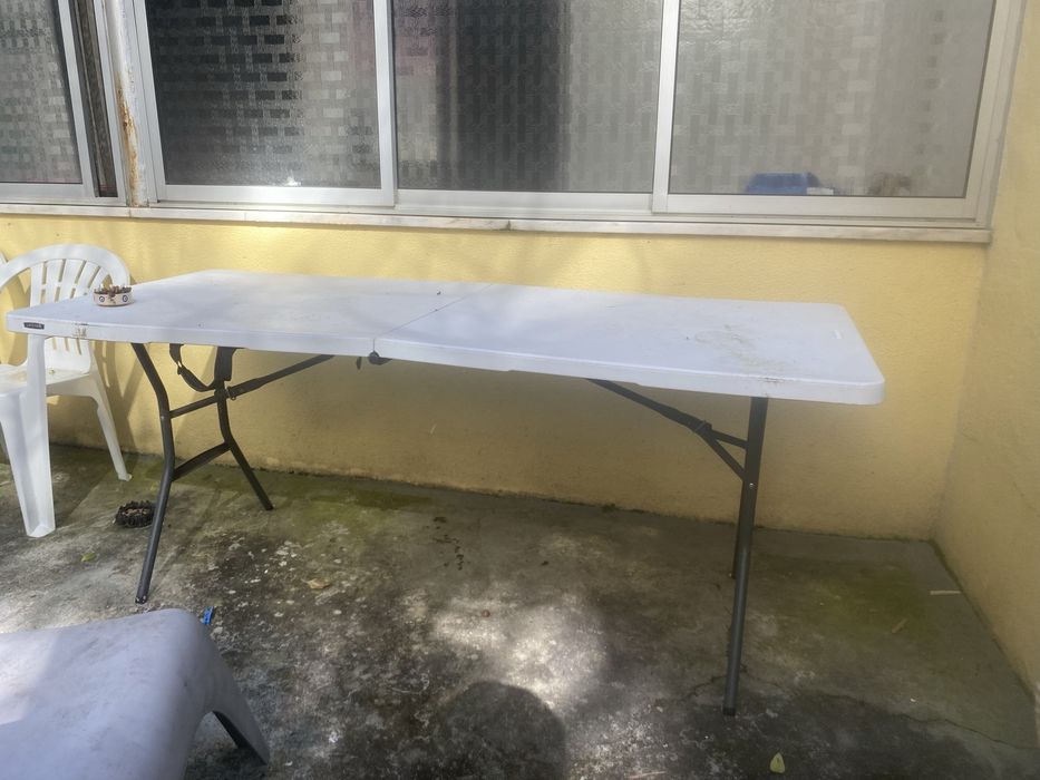 Mesa de terraço Dobravel, com 5 cadeiras incluidas