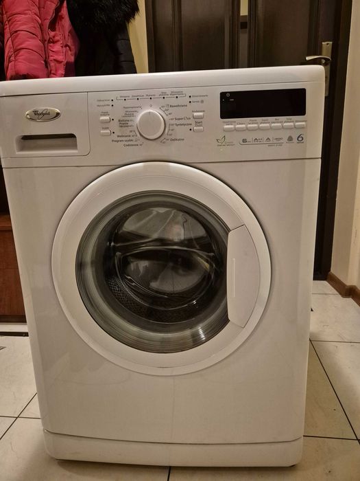 Pralka Whirpool AWO/C61200, uszkodzona pompa.