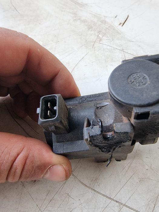 Zawór podciśnienie Opel 2.0 cdti A20DTH