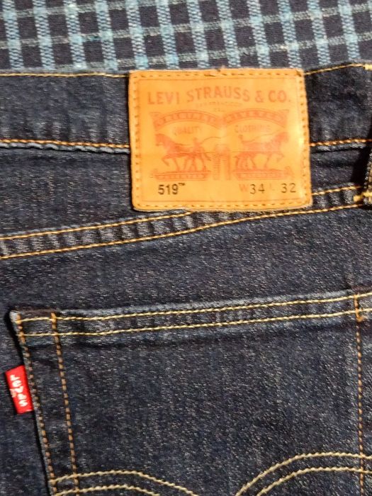 Женские джинсы Levi's w34L32 model 519