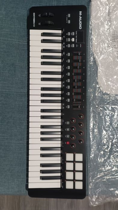maudio oxygen 49 - teclado midi