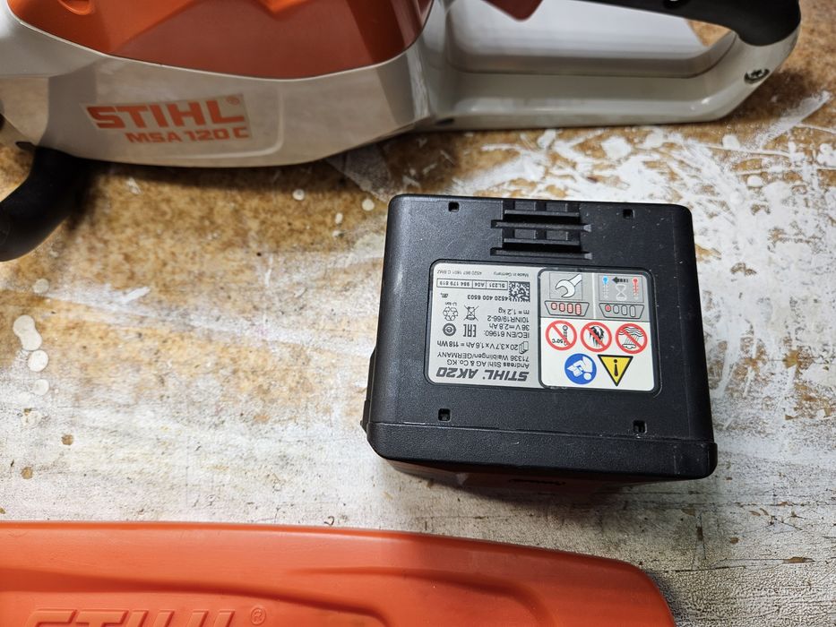 Stihl MSA120c pilarka pila lancuchowa akumulatorowa