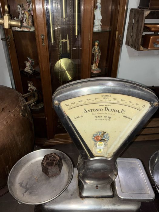 Balanças antigas
