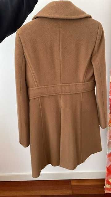 Casaco Carolina Herrera, camel