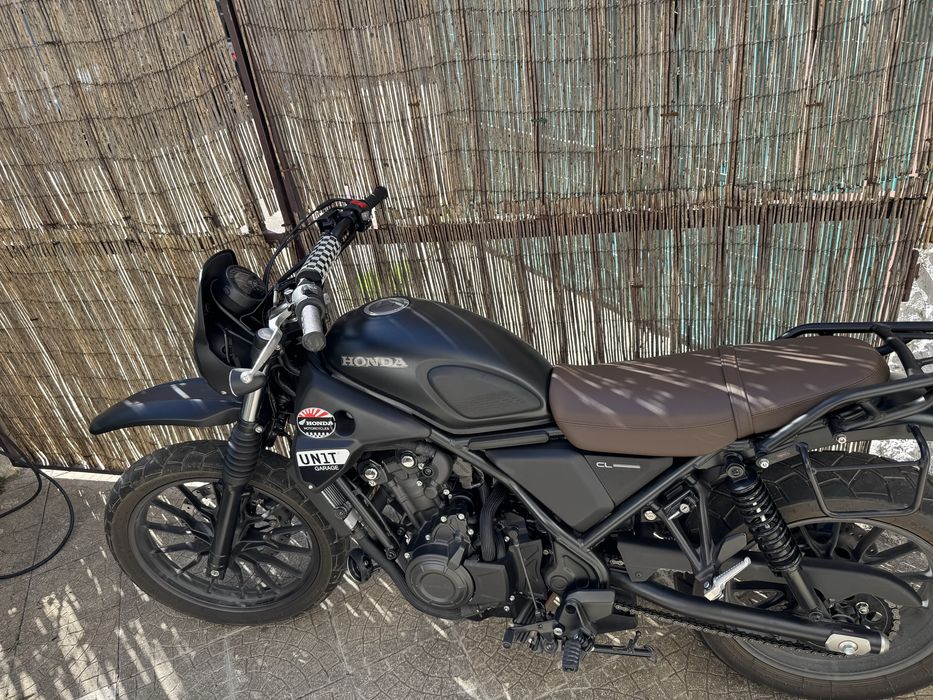 CL 500 2025 com extras apenas 900km