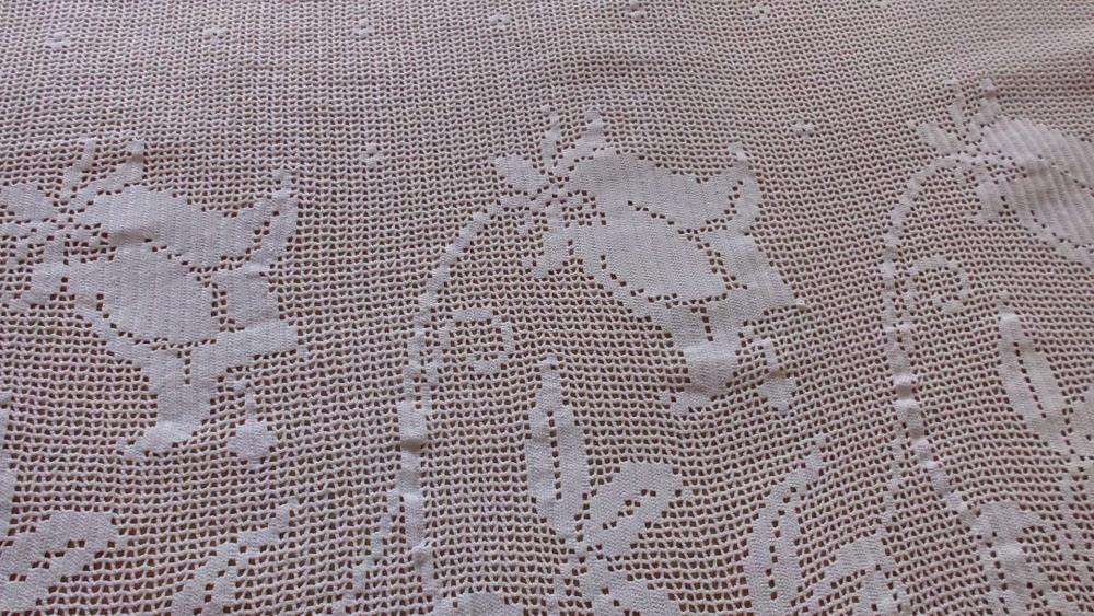 Renda para aplicar em cortina