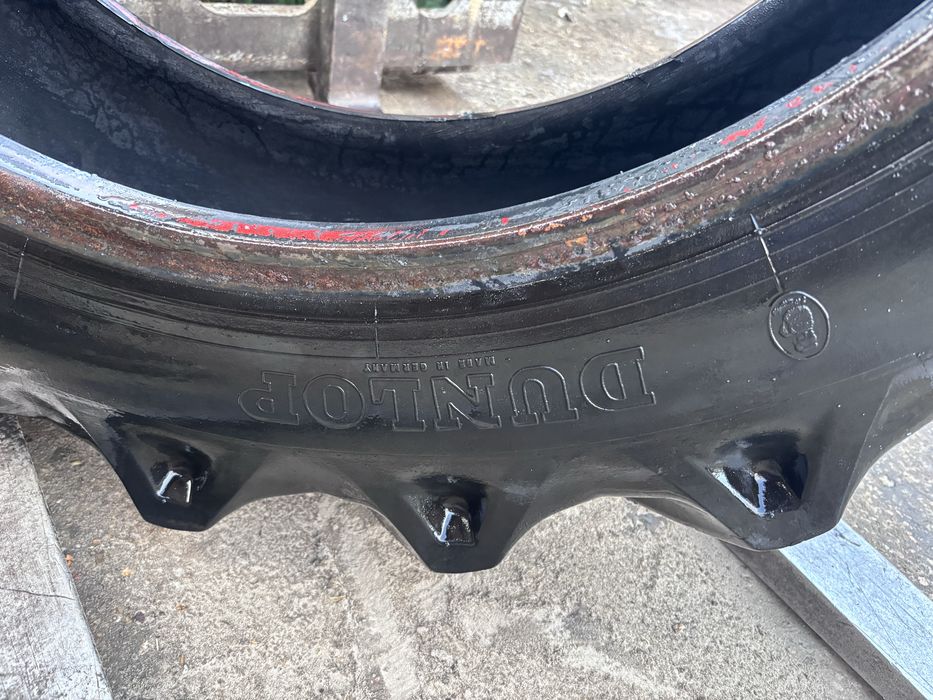Opona 10-28 r28 Dunlop