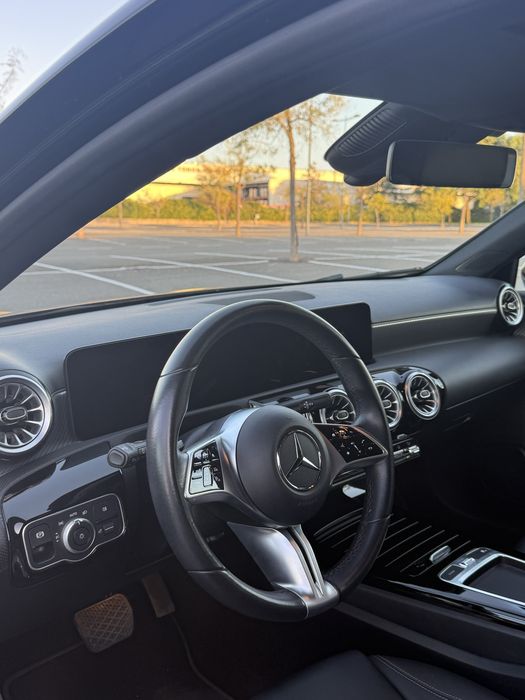 Mercedes A 250 e