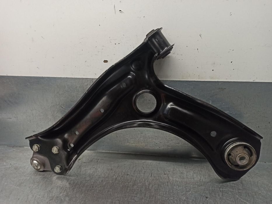BRAÇO SUSPENSÃO INFERIOR FRONTAL DIREITO VOLKSWAGEN POLO 2008 -6Q0407151L