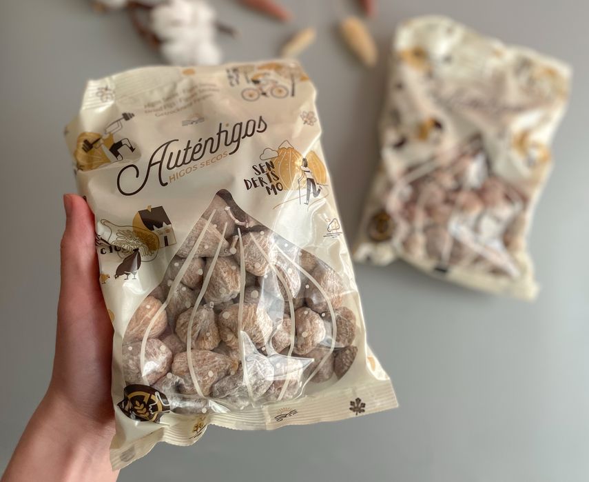 Інжир іспанський сушений в рисовому борошні. Фасований по 500г