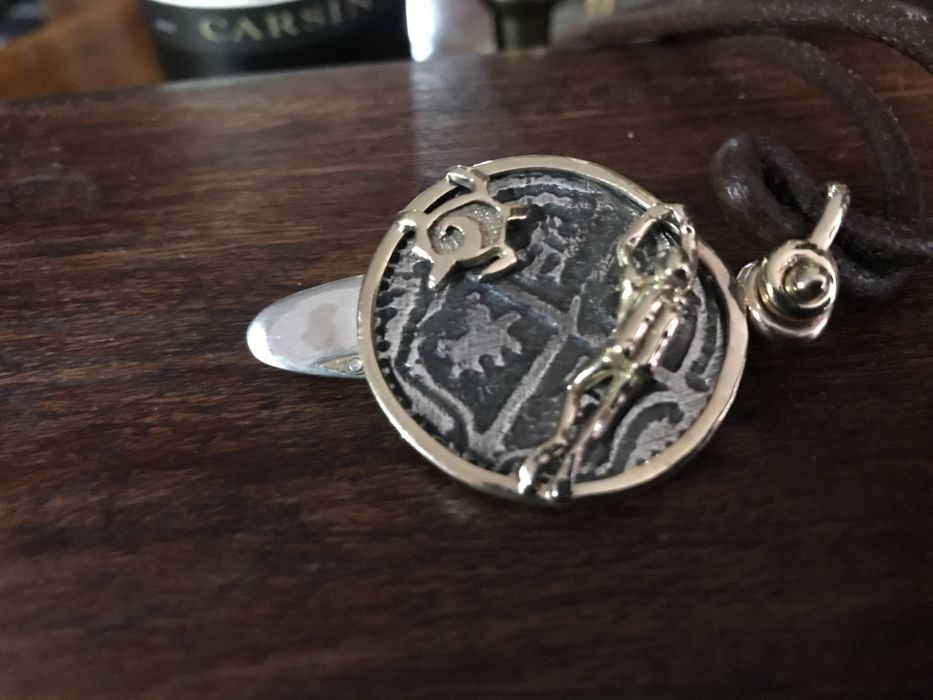 złota & srebrna zawieszka .4 reale hiszpańskie  ze statku Atocha 1622