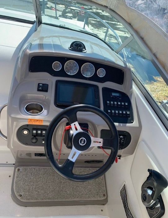 Łódz Motorowa Chaparral 250 Signature Diesel Volvo D4