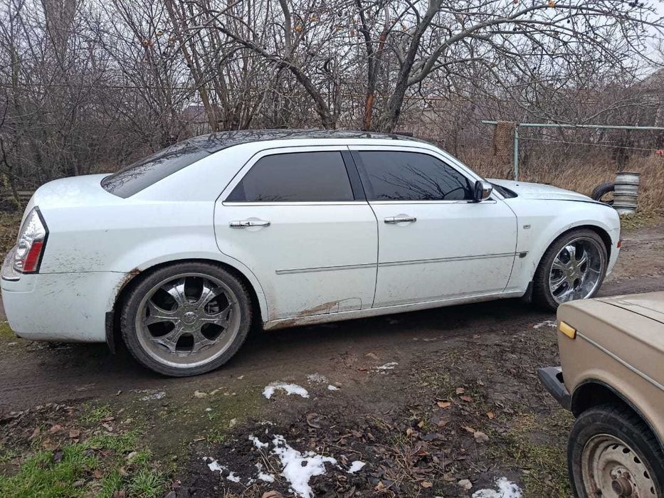 Продам CHRYSLER 300C