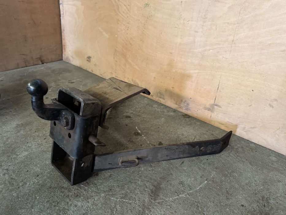 Bola gancho de reboque Land Rover Discovery TD5 L318