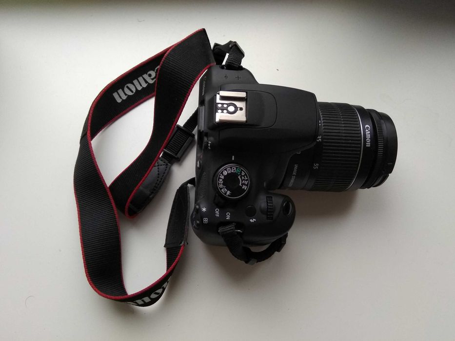 Canon 1200D Rebel T5 комплект 18-55 и 75-300 + макрокольца