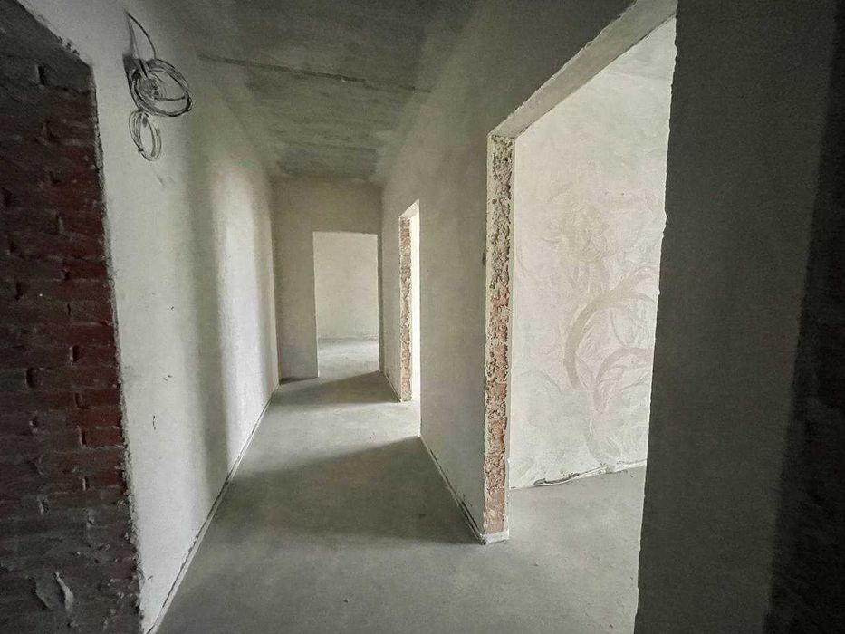 Здана Гаряча 2 кім по вулиці Мазепи 62м2