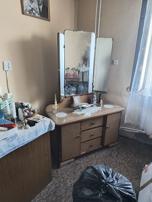 TOALETKA kosmetyczna stara
