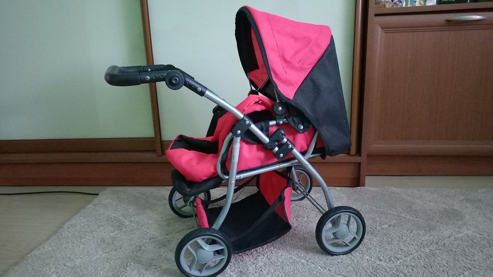 Каляска для ляльки