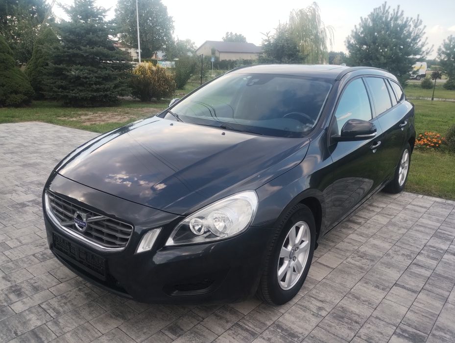 Volvo V60 - 1.6 HDI- 116km- Przebieg 220tyś-Orginał!!!