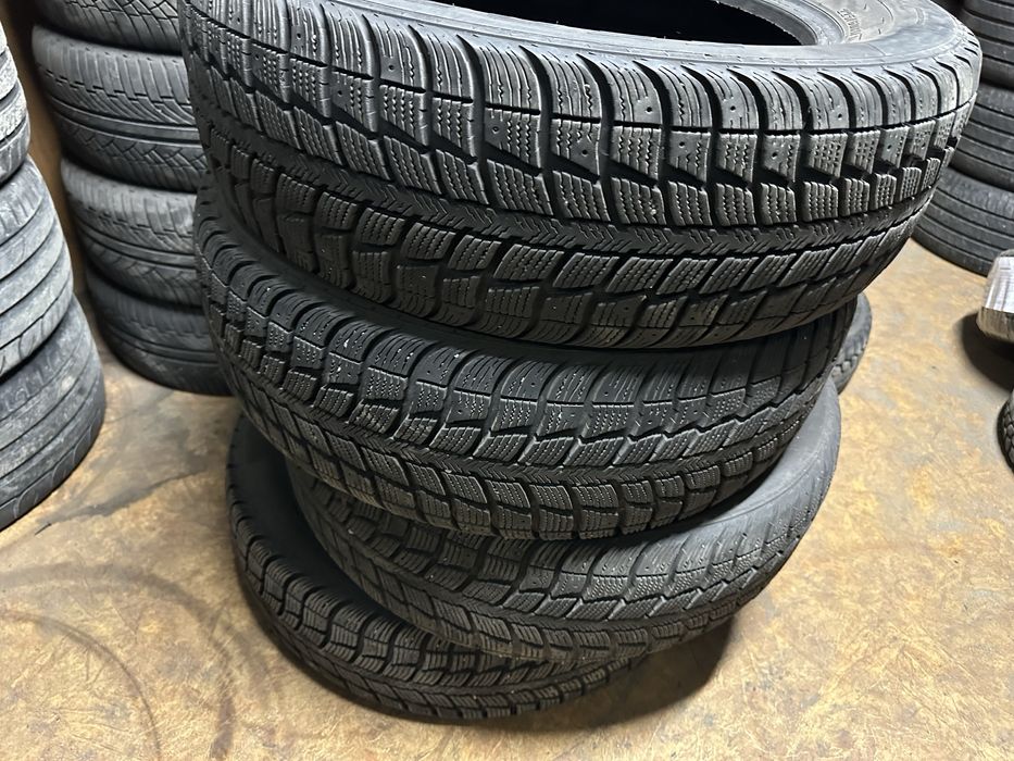 Резина зимова federal