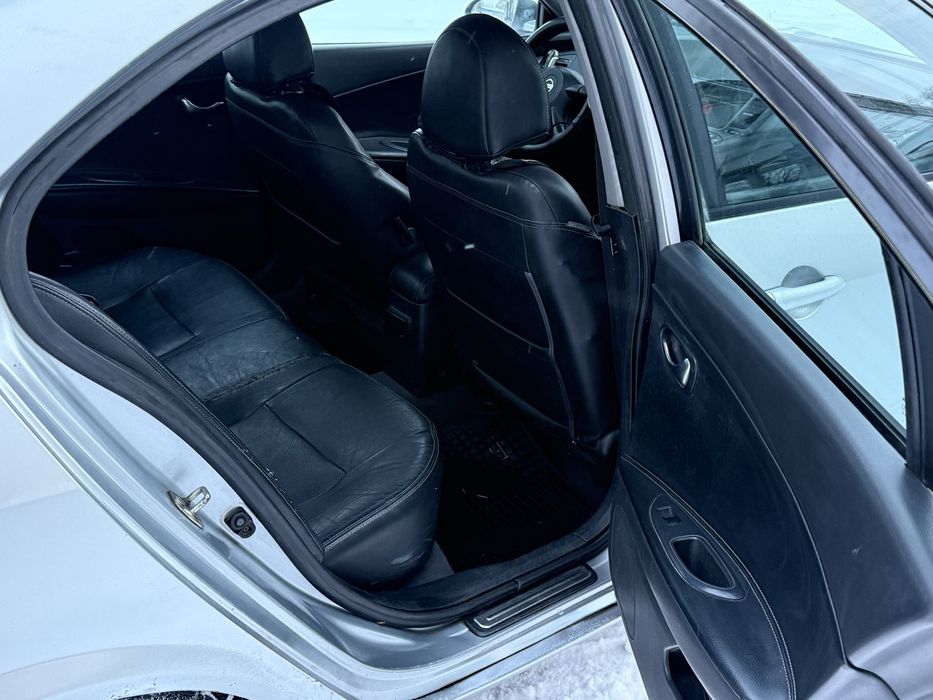 Nissan Primera 2.0 Газ/ Бенз. АВТОМАТ