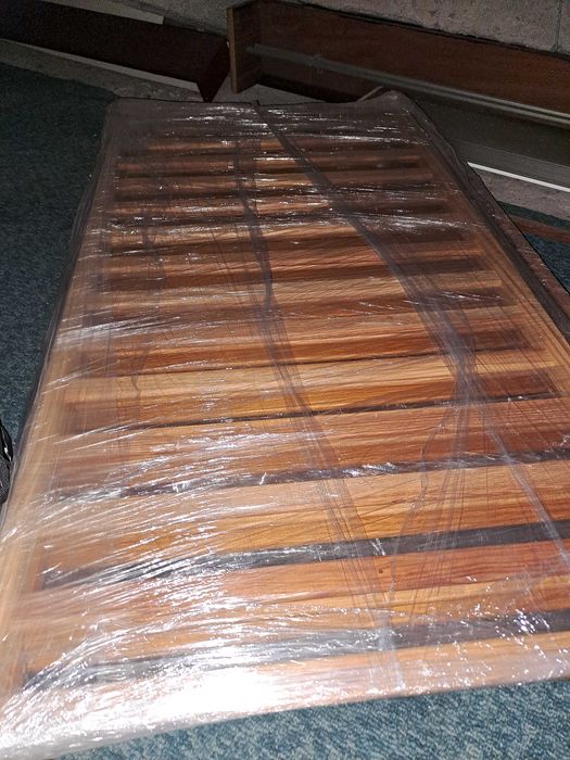Cama de grades com colchão