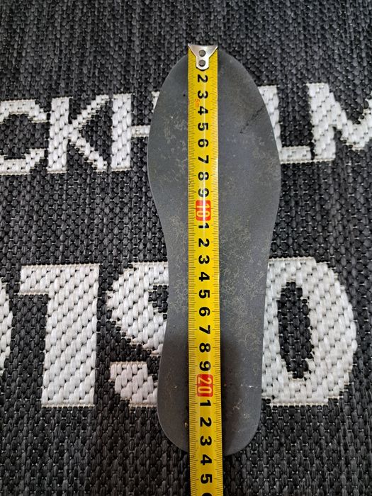 Кросівки 38 розмір