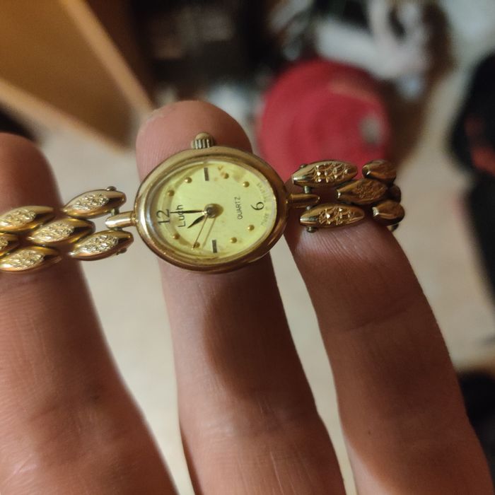 Часы наручные советские