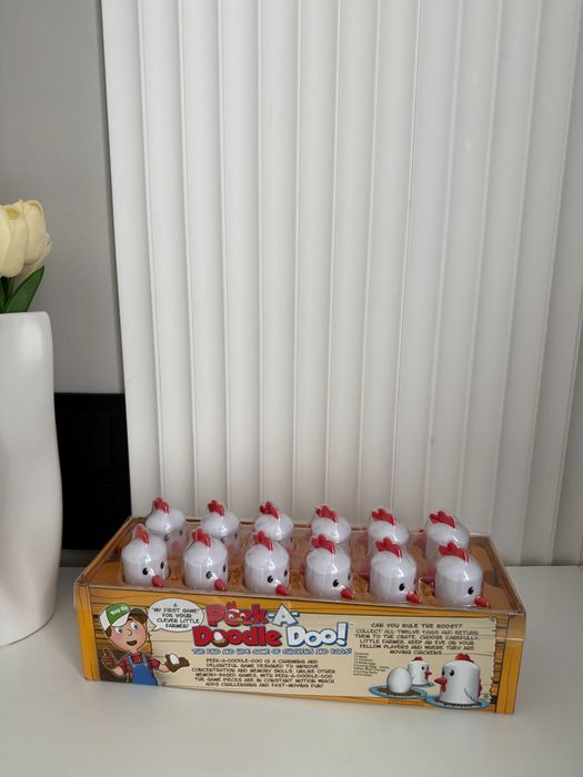 Peek-A-Doodle Doo! Fat Brain Toys Gra Kurnik