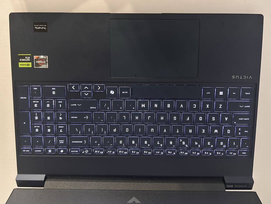 HP Victus 15-fb3038nw