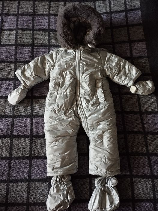 Дитячий зимовий комбінезон