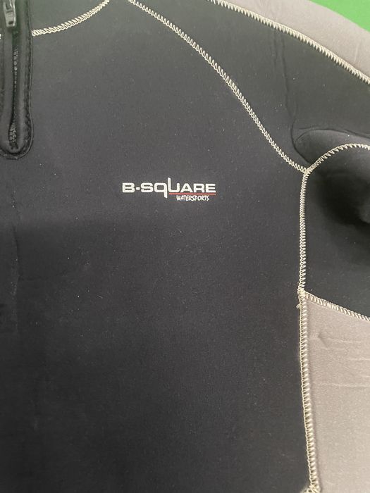 Fato mergulho B-Square