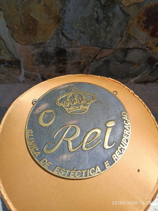 O Rei Placa Publicitária Bronze 19,7 cm Lisboa Anos 40