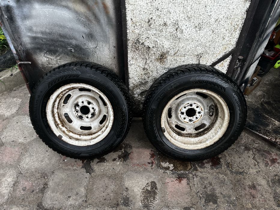 Продам пару колес 175/70 r13