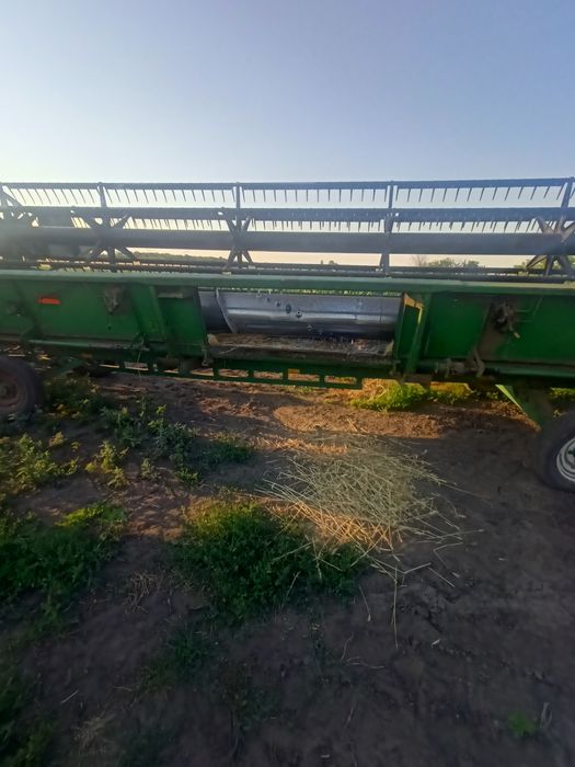 Продам жниварку 925 Flex