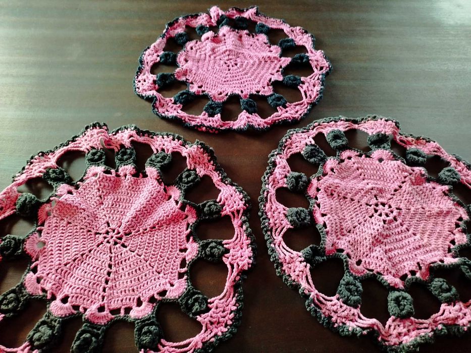Conjunto de três panos em crochê