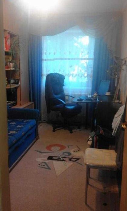 Продам  3комн квартиру рядом с метро. Новые Дома.