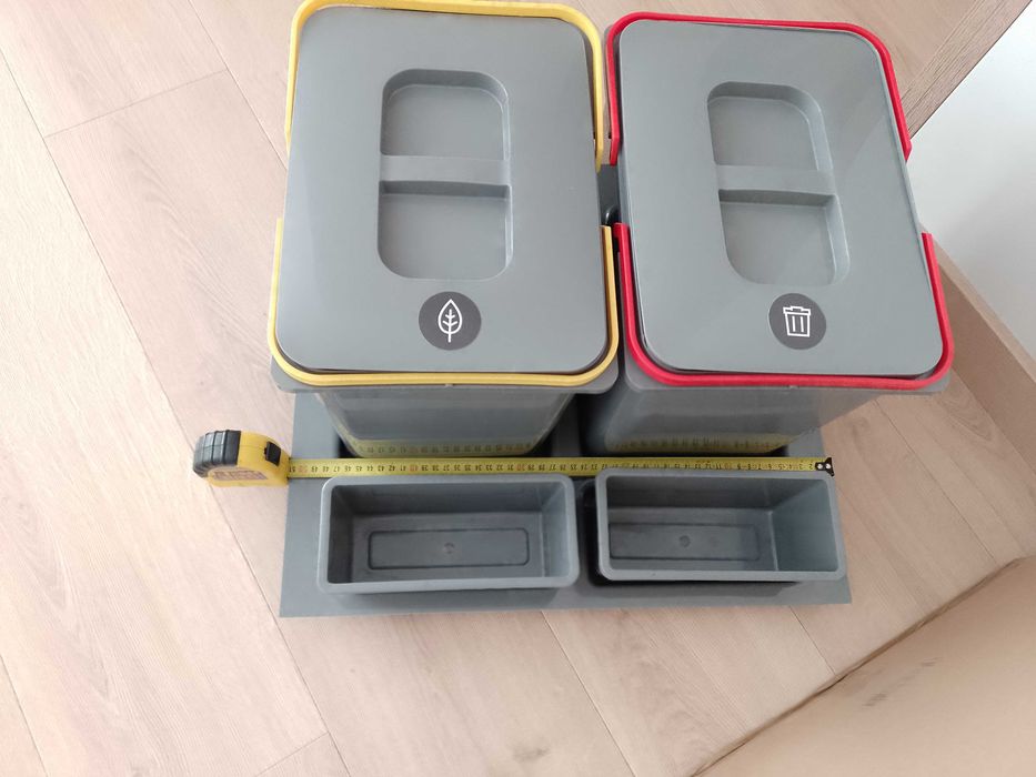 Komplet plastikowych koszy