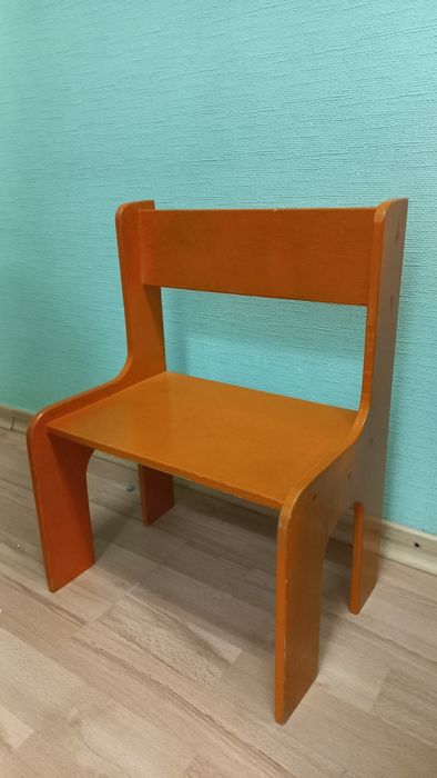 Стілець дитячий,