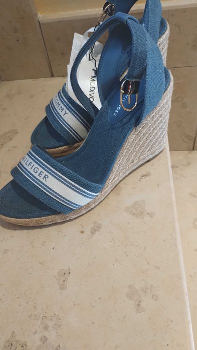 Tommy Hilfiger, espadryle damskie 39