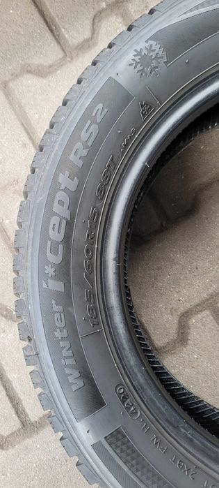 185/60R15 88T  Hankook WiNter i*cept RS2 W452 XL#3582