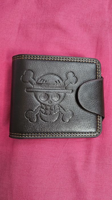 Carteira grande homem  pele verdadeira anime One Piece nova