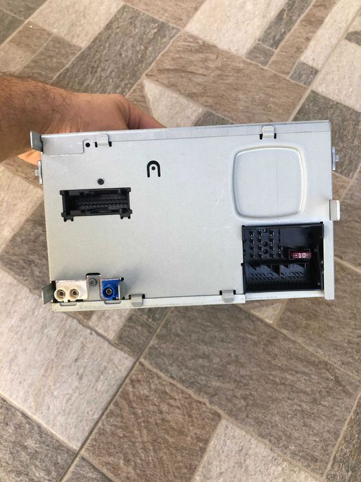 Штатна CD автомагнітола для VOLKSWAGEN TIGUAN 2013 р.