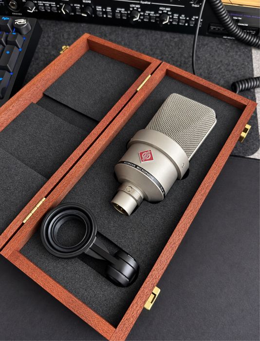 Мікрофон Neumann TLM 103
