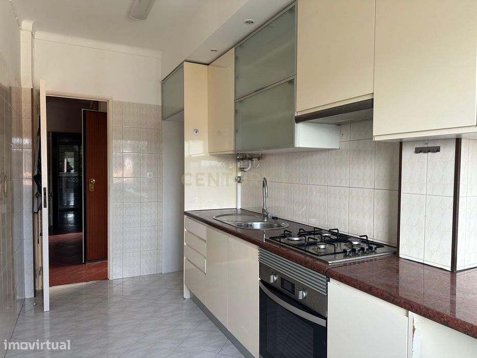 Apartamento T3 - Arrendamento - Vialonga